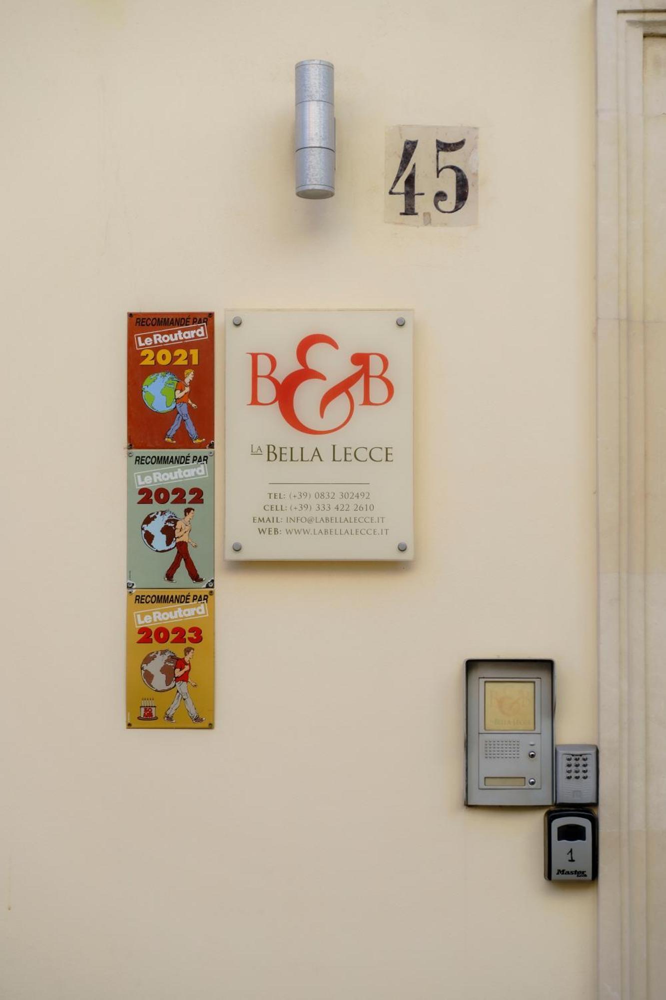 La Bella Lecce B&B Bagian luar foto