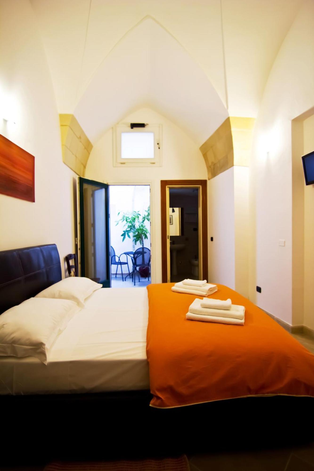 La Bella Lecce B&B Bagian luar foto